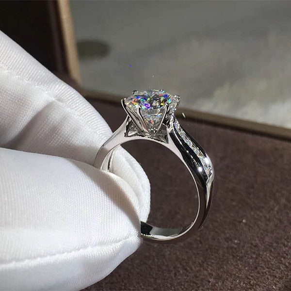 Luxury Ladies Crystal Solitaire Ring