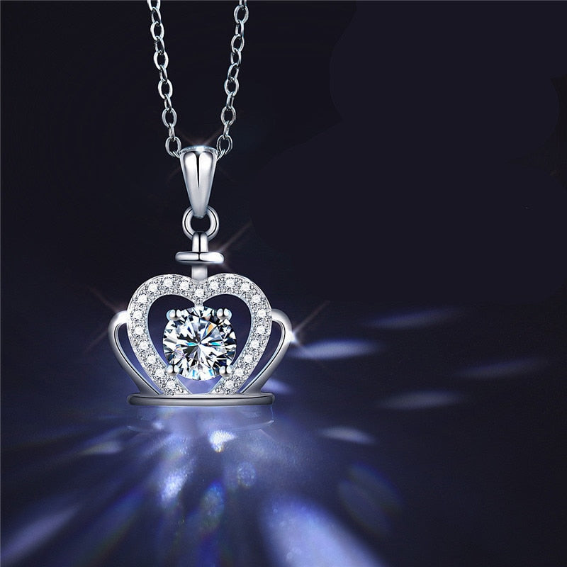 Luxury Female Heart Zircon Pendant Necklace